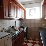 Bodzavirag Vendeghaz