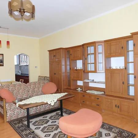 Apartment Bodzavirag Vendeghaz